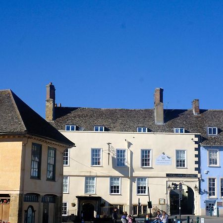 The Old Crown Coaching Inn Суиндон Экстерьер фото